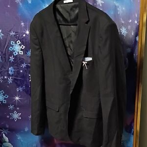 Modern Black Sport Coat with Structured Shoulders